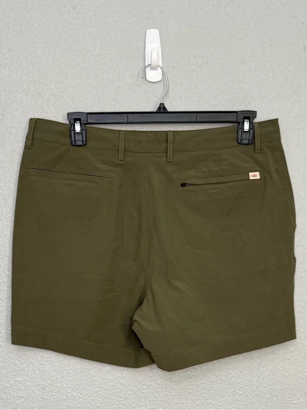 Faherty | All Day Shorts | Olive Green | Waist 36” Inseam 5”